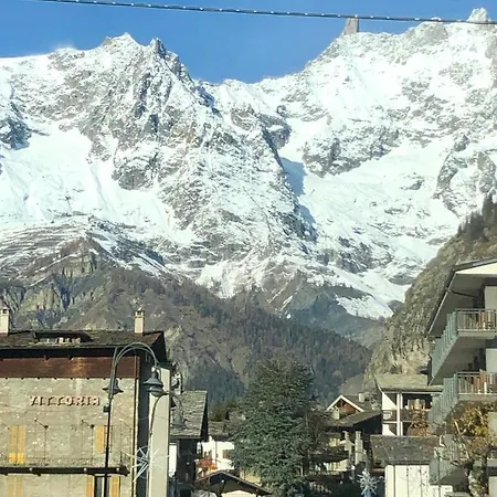 Altido Lovely Verrand Flat Next To Courmayeur Апартаменты *